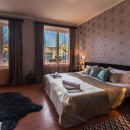 Gold Star Hotel ティビリシ エクステリア 写真