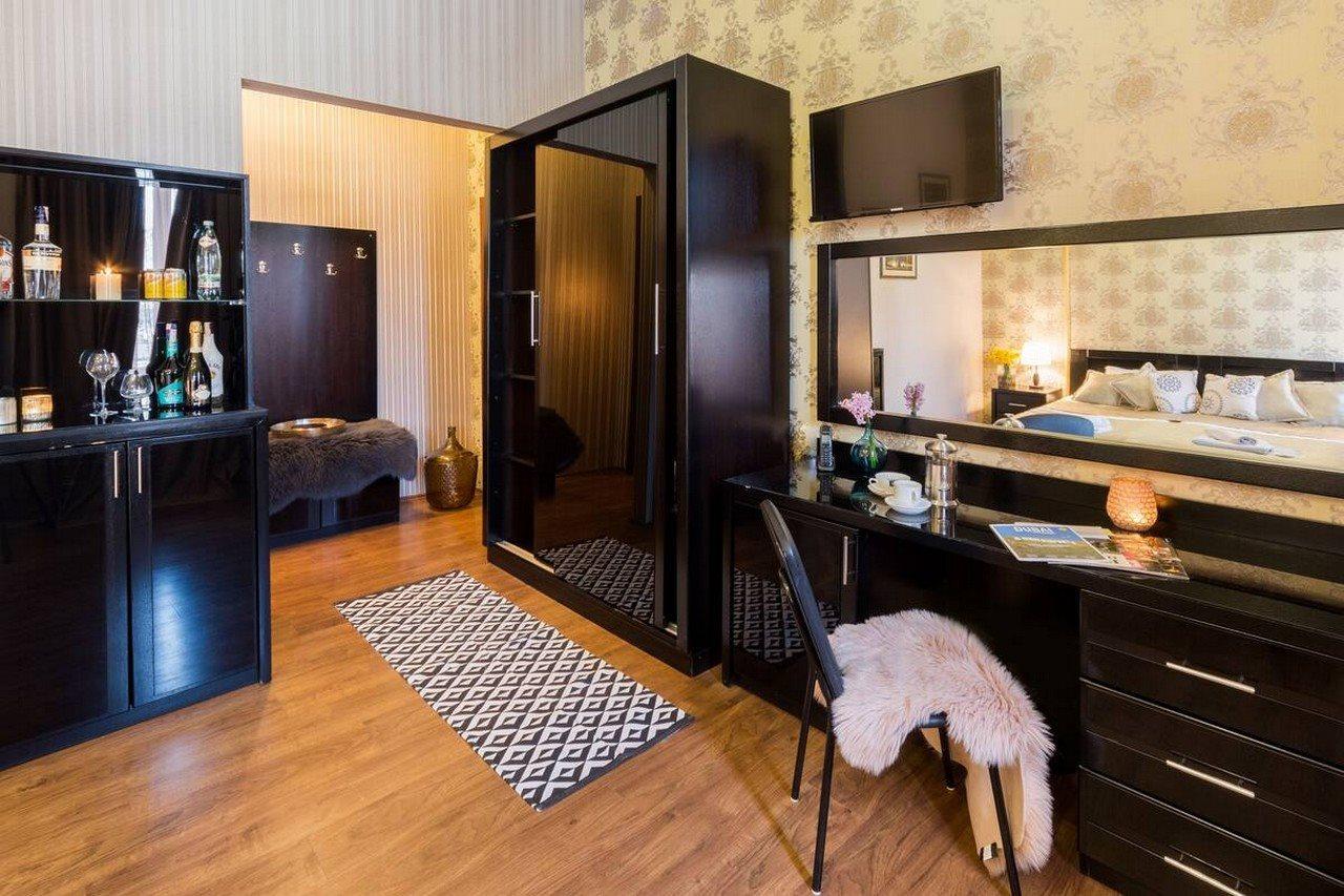 Gold Star Hotel ティビリシ エクステリア 写真