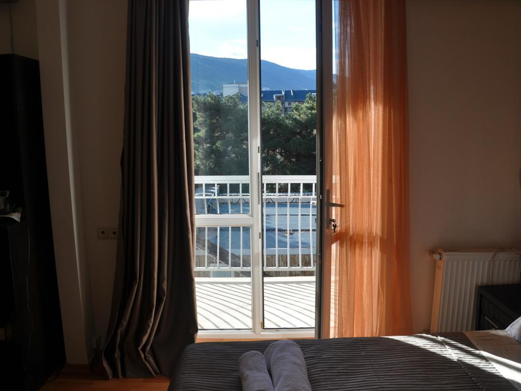Gold Star Hotel ティビリシ エクステリア 写真