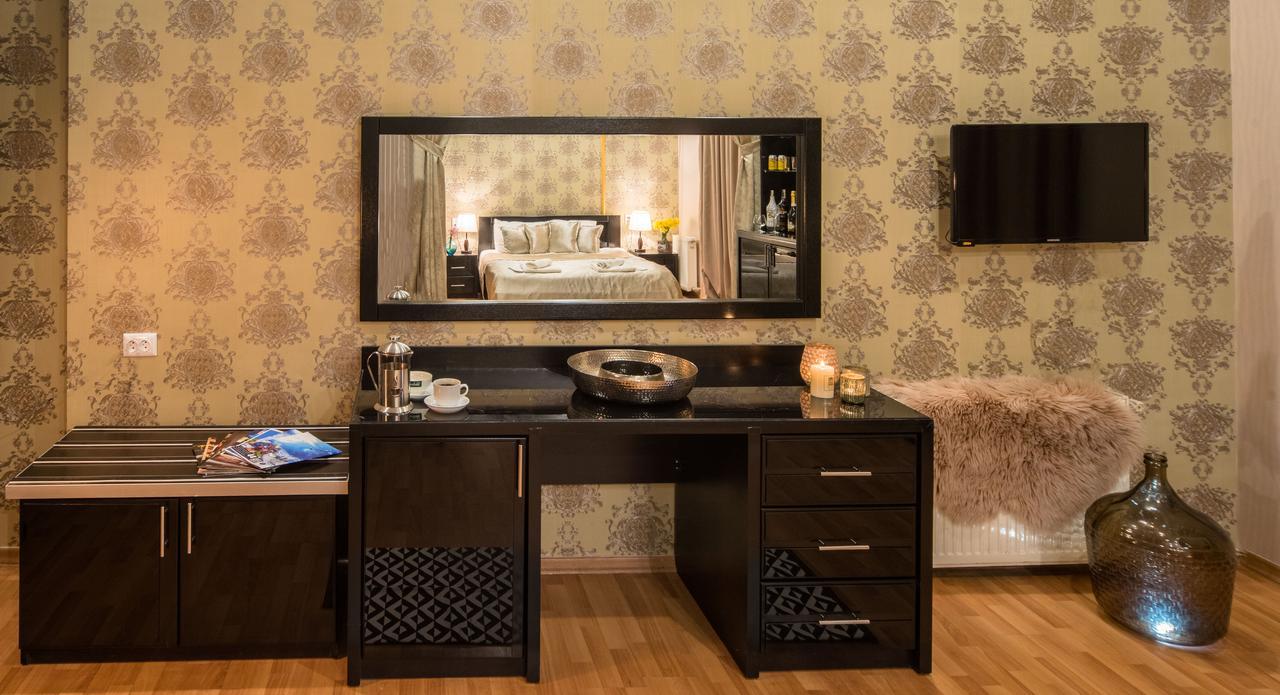 Gold Star Hotel ティビリシ エクステリア 写真